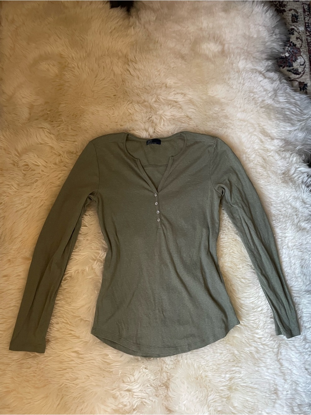 Vintage gap green long sleeve women’s button henley